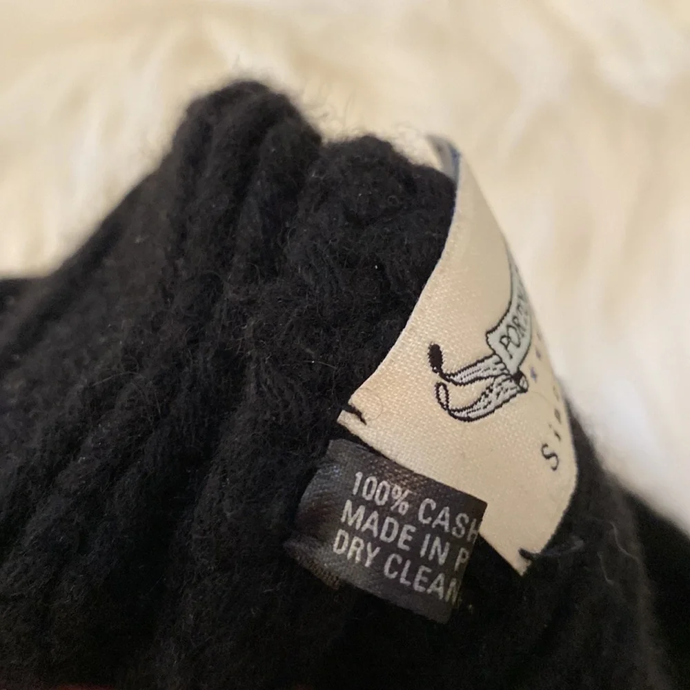 Portolano 100% cashmere black ribbed tube scarf
